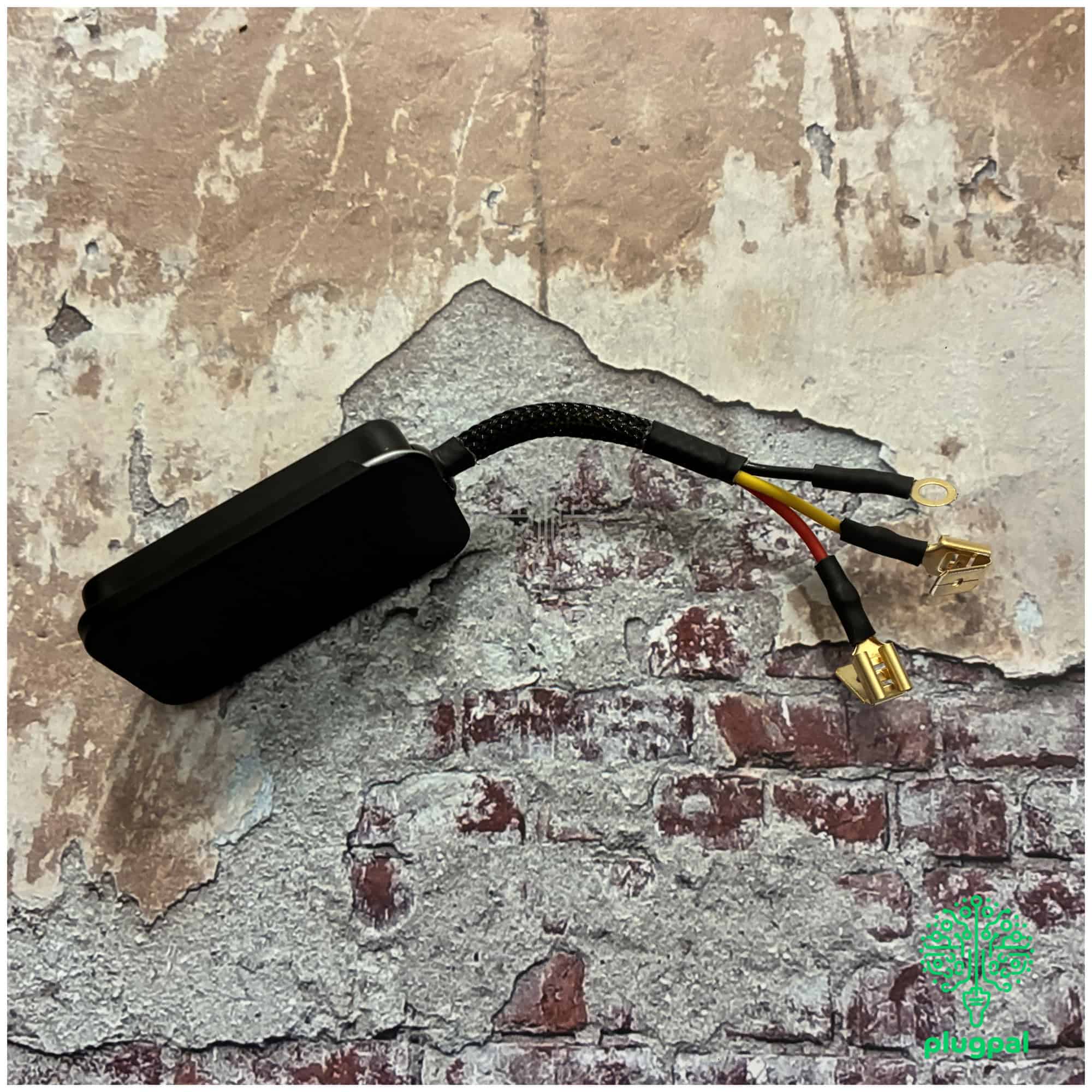 Ford 5V Solid State Voltage Stabiliser